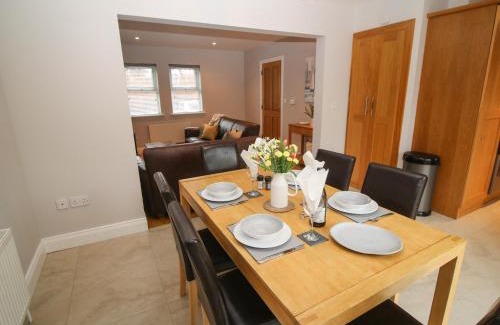 Kenmare Casa | Pebble Lodge