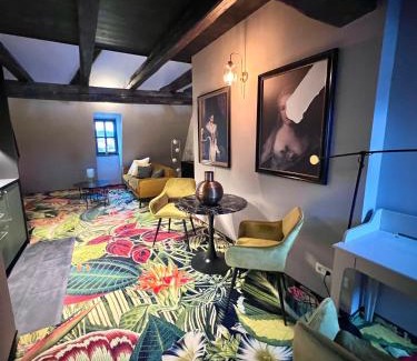 City Centre Regensburg Hotel | Pebbles Suiten by RiNG