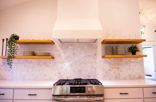 Wilmington Casa | Pecan Paradise: near Beach & Downtown!