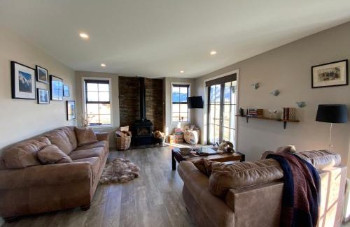 Twizel Casa | Pedalfish Cottages - Galaxy Views