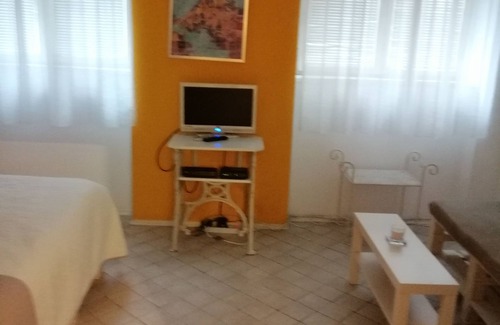 Stari Grad Apartamento | Pedestrian zone apartment in city center with nice cozy look, Pet-Friendly!