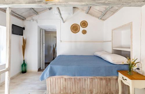 Skopelos Casa | Pefkias Tiny Cottage