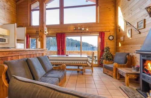 Peisey-Nancroix Chalet De Esquí | Chalet Peisey con vistas al balcón