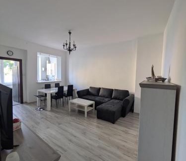 Niezychowice Apartamento | Pejta