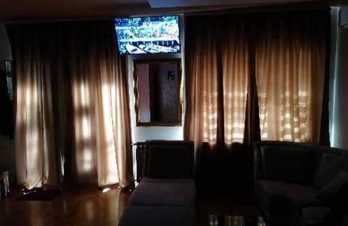 Stara Pazova Apartamento | Pelegrino
