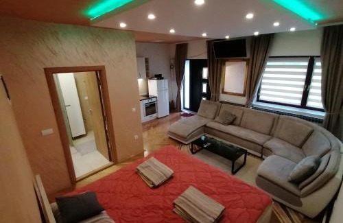 Stara Pazova Apartamento | Pelegrino