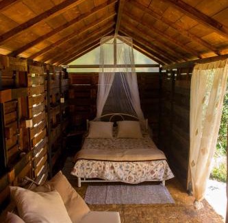 Pelekas Cabina | Pelekas Olive Grove Oasis Room No4