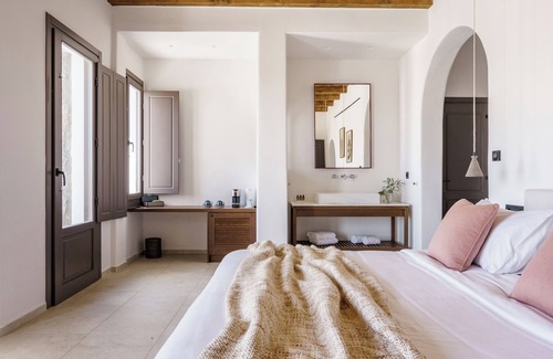 Platis Gialos Hotel | Pelican Bay Hotel