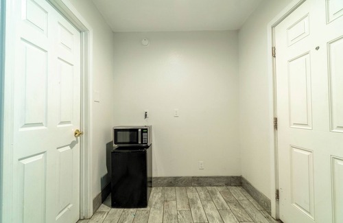 Aransas Pass Hotel | Pelican Inn by Belvilla Aransas Pass, TX