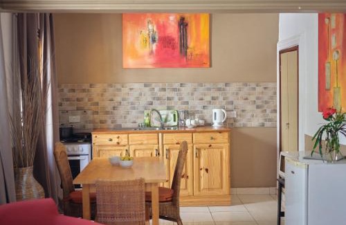 Bakau Casa | Pelican Residence