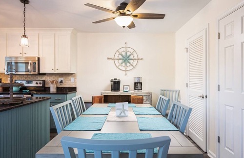 Kitty Hawk Condominio | Pelican's Nook/King Bed/Community Pool-Tennis-PB