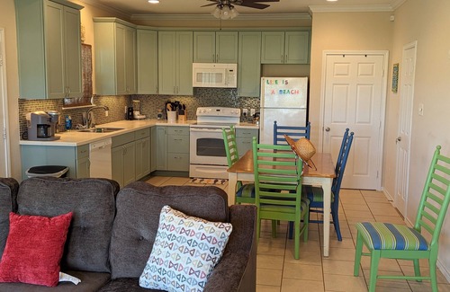 Crystal Beach Casa | Pelican View at Crystal Beach