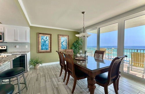 Thomas Drive Condominio | Pelican Walk 506 - Pet Friendly Condo on the Beach!