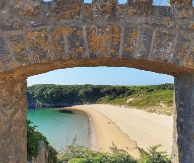 Pembroke Casa | Pembrokeshire Near The Beach With A Heated Pool