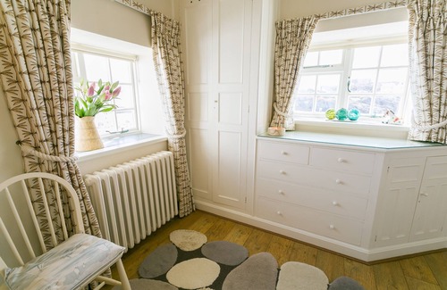 Rhoscolyn Cabaña | Pen y Graig - an on the beach that sleeps 10 guests in 5 bedrooms