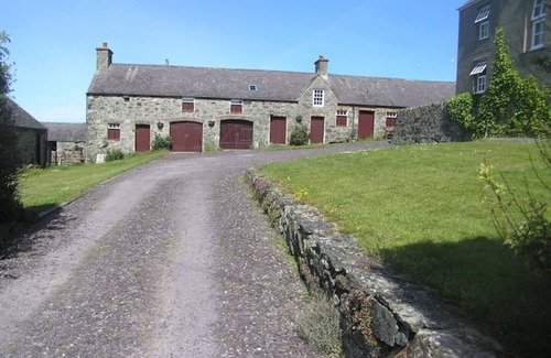 Cylch-Y-Garn Casa | Pen y Graig - The Loft B&B - barn apartment, Church Bay, sea views 500m to beach
