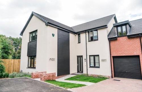 Nantgarw Casa | Pencoed House Estate (Cardiff)