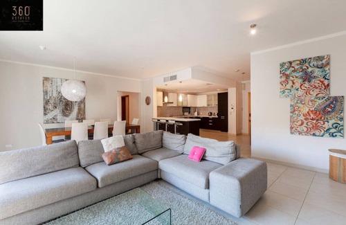 Paceville Apartamento | Pender LUX Complex - 3BR Unit with Private Parking