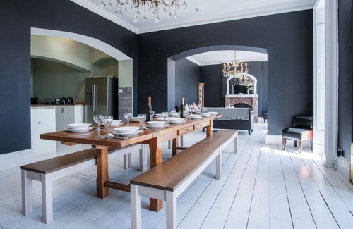 Pendine Casa | Pendine Manor - 9 Bedroom Manor House - Pendine
