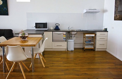 Penguin Apartamento | Penguin Beachfront Apartments