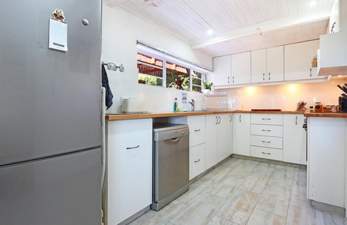Simon's Town Casa | Penguins View Guesthouse