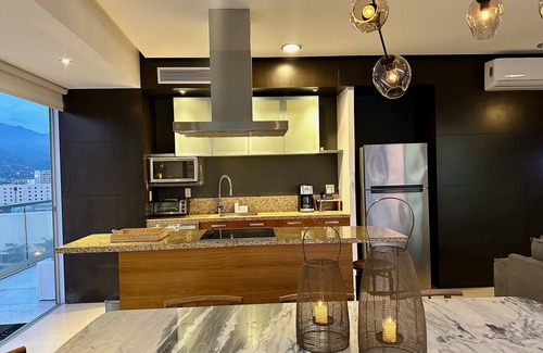 South Hotel Zone Apartamento | Península 2BR/2BA Pool&Beach