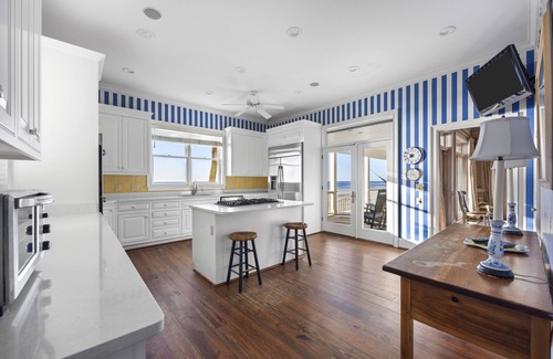 Pawleys Island Casa | Peninsula Beach House, Amazing Ocean/Creek Views, Elevator, Dog Friendly, Pool