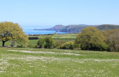 Aberporth Casa | Penlan Coastal Cottages-Millstone