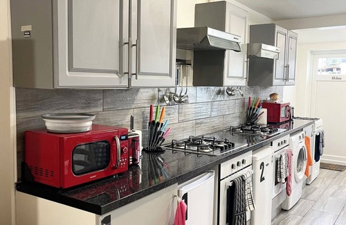 Havering Park Apartamento | Penn Gardens - Flat 2