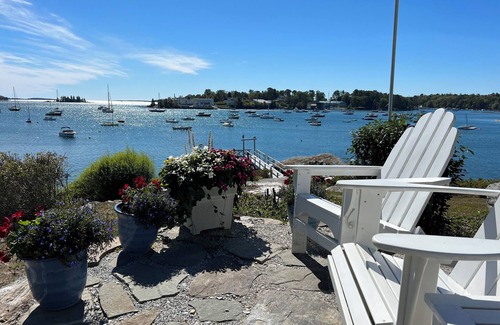 West Boothbay Harbor Cabaña | Pennoyer Point Cottage - 4 BR Waterfront Cottage B- Mooring Access + Shared Dock