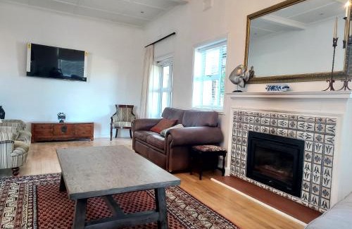 Muizenberg Villa | Penrose House Ocean View Villa