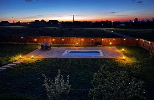 Cristian Casa | Pensiunea Artemis