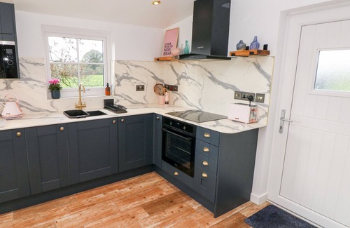 Rhydlewis Cabaña | PENSARNGERRIG, pet friendly, character holiday cottage in Rhydlewis
