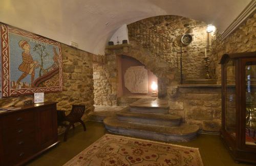 Barri Vell Casa | Pensió Bellmirall