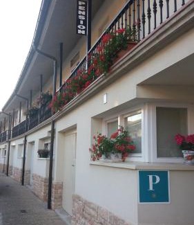 Zubiri Casa | Pensión Amets