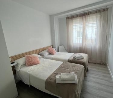 Ermitagana Casa | Pensión Luzía - Optional Auto Check-in