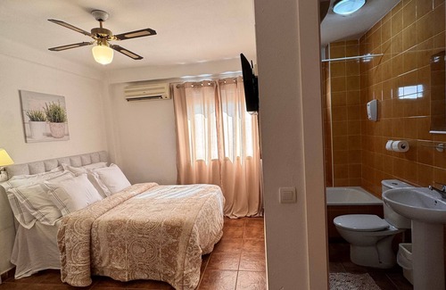 Arroyo de la Miel Casa | Pensión Serramar