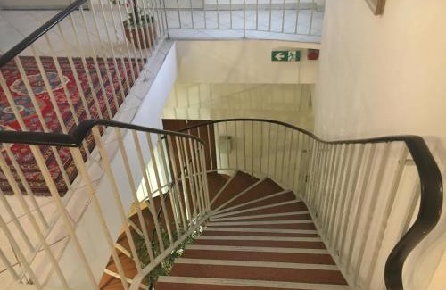 Roßau Hotel | Pension Ani-Falstaff