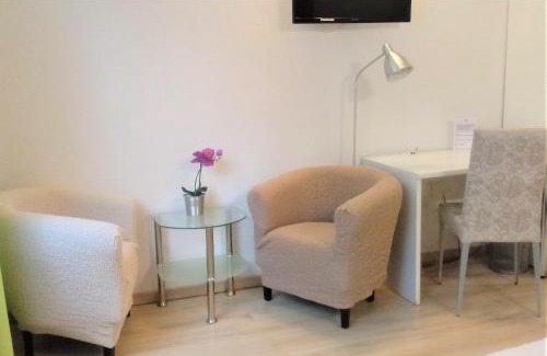 Kelsterbach Cama Y Desayuno | Pension Bunz