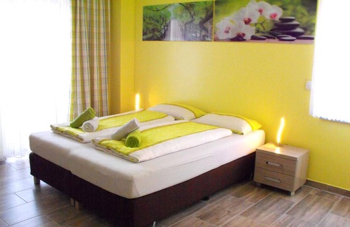 Froschhausen Casa | Pension Froschprinz