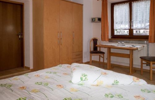 Kramsach Cama Y Desayuno | Pension Handle