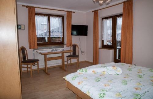 Kramsach Cama Y Desayuno | Pension Handle