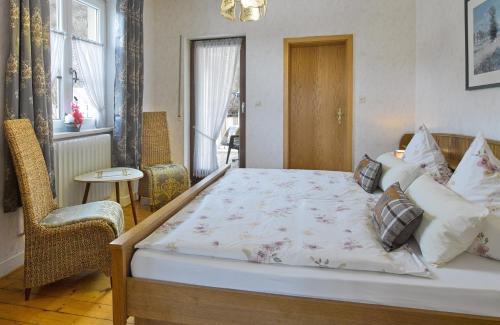 Brodenbach Casa | Pension "Haus am Walde" Brodenbach, Mosel
