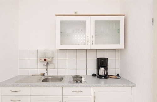 Niedermennig Cabaña | Pension Haus Elfriede - Habitación doble ducha / WC