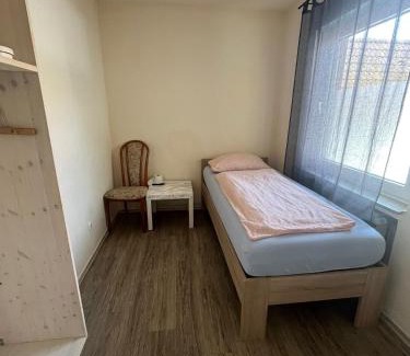 Buende Casa | Pension Highway Bünde 2