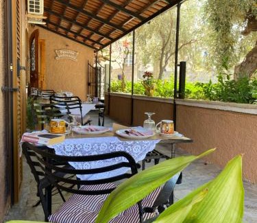 Galaxidi Casa | Pension Hirolakas