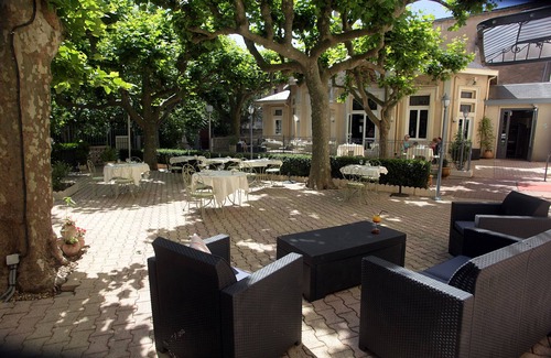 Lamalou-les-Bains Apartamento | Hotel de pensiones a 30 metros del spa