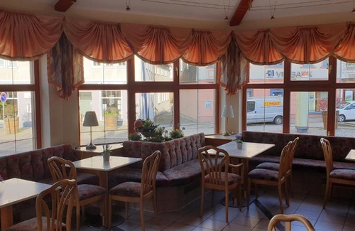 Ruhla Casa | Pension Jung, Bäckerei-Konditorei & Café