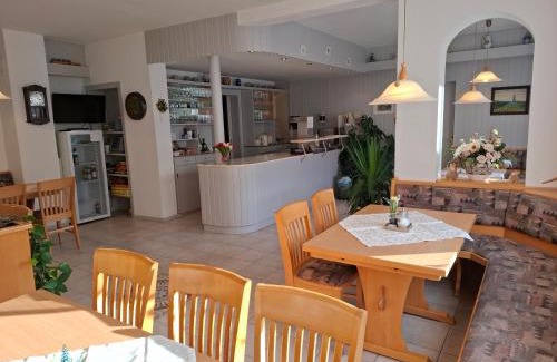 Obernhausen Casa | Pension und Fewo Hohe Rhön