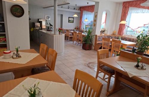 Obernhausen Casa | Pension und Fewo Hohe Rhön